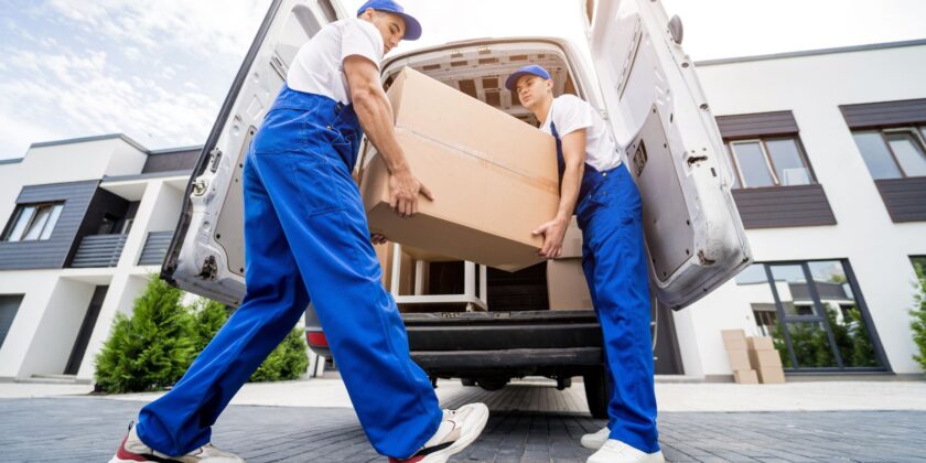 Moving Without Parking: How Jersey City Movers Handle Tight Spaces Like Experts